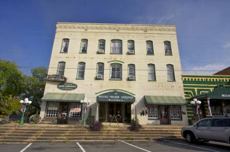 Hotel Warm Springs B&amp;B Inn
