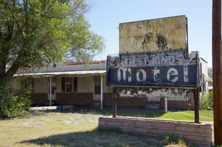 West Winds Motel, Erick