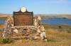 Hugh_Glass_Monument.jpg