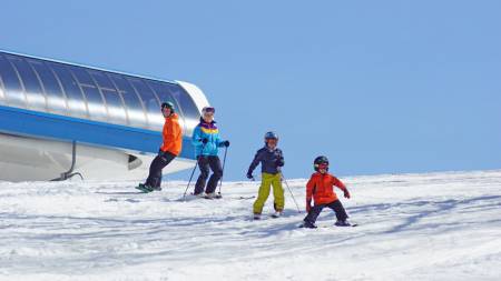 skiing