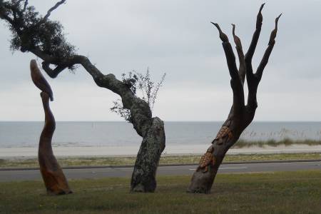 12-Live_Oak_Scuptures