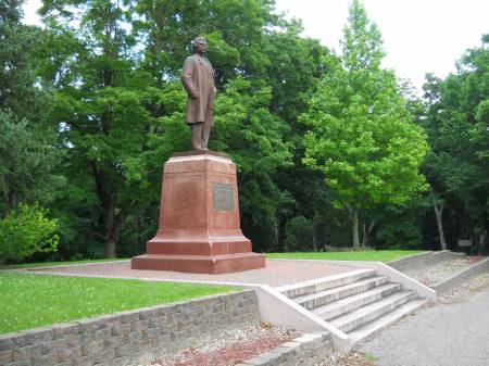 Mark Twain Memorial in Riverview Park