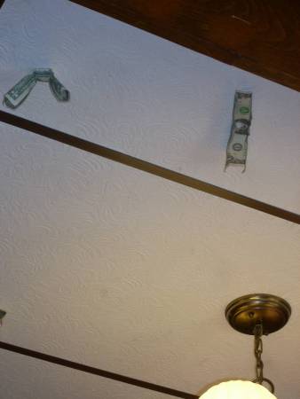 Inside Lyndee's Cafe