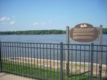 Mississippi River - Boat Landing, Hannibal