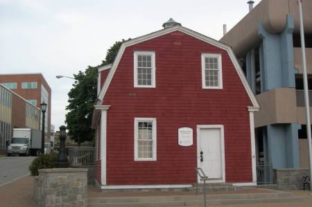 Nathan Hale Schoolhouse