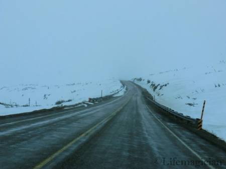 Approaching White Pass