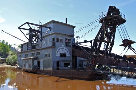 [RT7_042] Gold Dredge No. 8