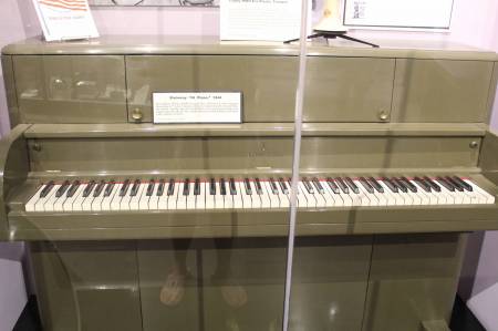 A GI piano, WWII