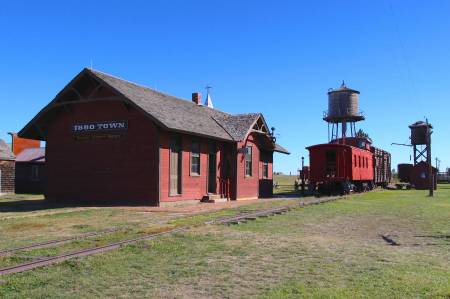 [RT08_061] 1880 Town - Midland, SD