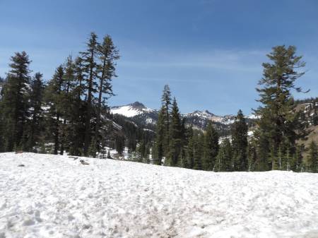 Lassen Volcanic NP - parking lot