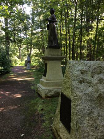 Guilford Cthse monument