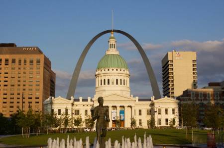 [RT09_001] St. Louis, MO