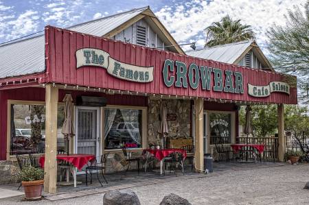 Crowbar Saloon in Shoshone, CA