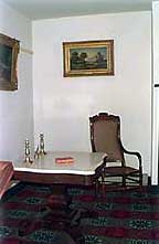 Lee's Chair