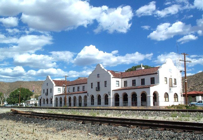 Caliente Station