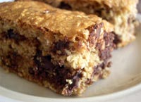 Chocolate Chip Peanut Butter Bars