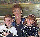 Cameron, Pam & Chelsea Buesnell