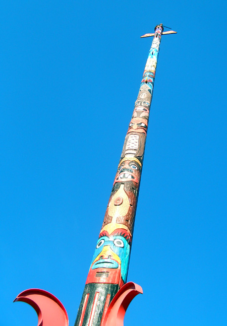 World's Largest Totem Pole