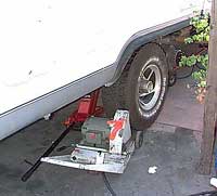 Tire-spinning machine